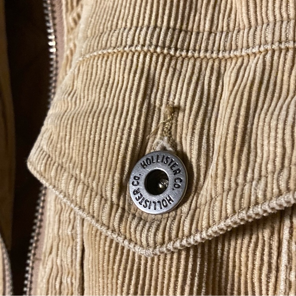 Hollister Size S Corduroy Bomber Jacket w/ Faux Fur Neck and Zipper Front - Picture 11 of 16